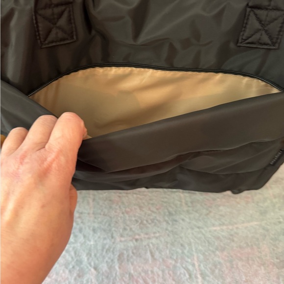 Bagsmart Bubble Puffy Laptop Tote Bag Black - Picture 4 of 6